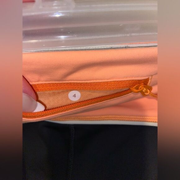 Lululemon Run: For Your Life Crop black size 4 NWOT - Picture 5 of 7